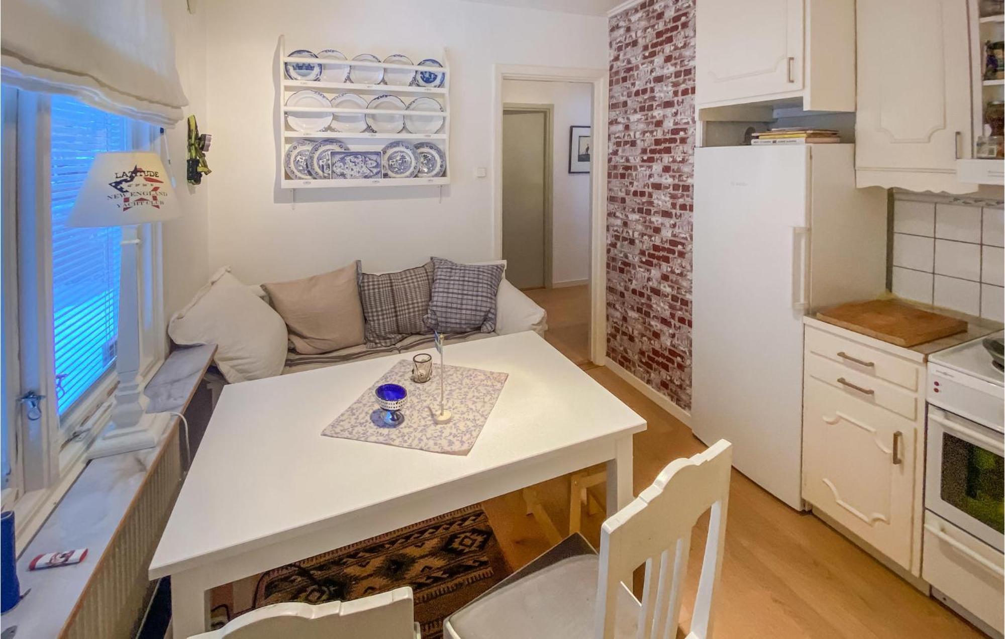 Awesome Home In Haverud With Kitchen Экстерьер фото